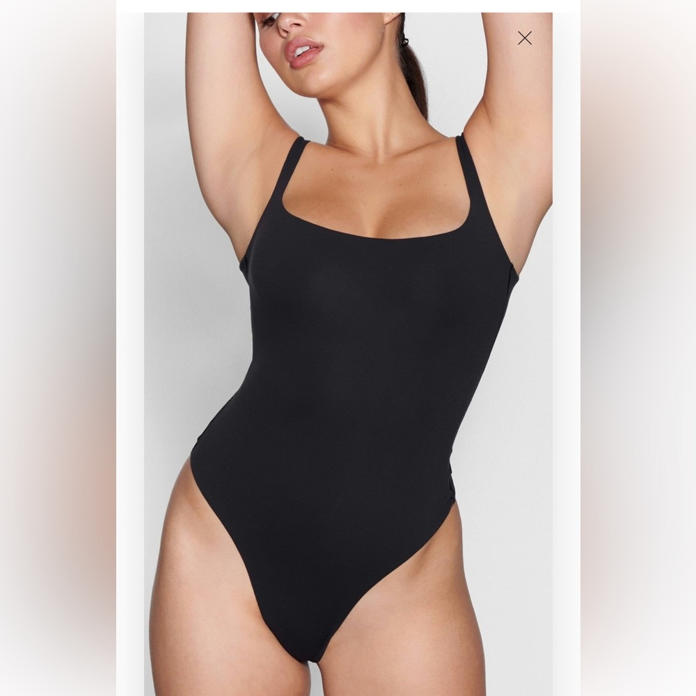 skim’s fits everybody bodysuit